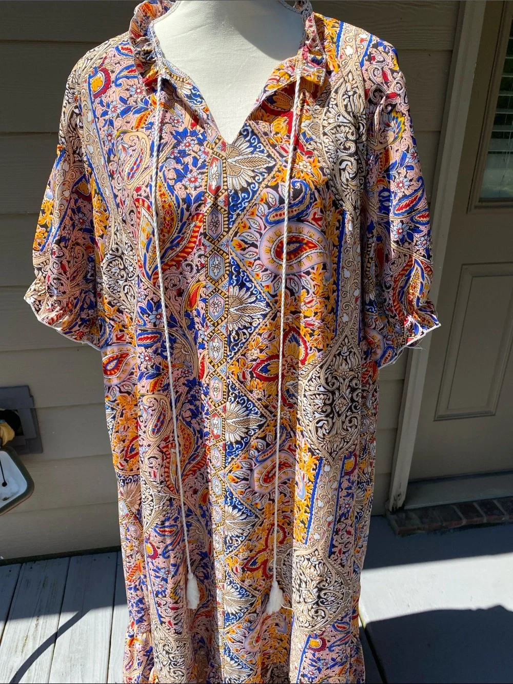 4/$20 colorful paisley dress - Picture 5 of 5